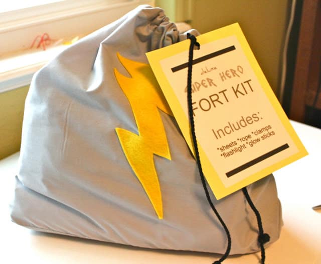 Super Hero Fort Kit
