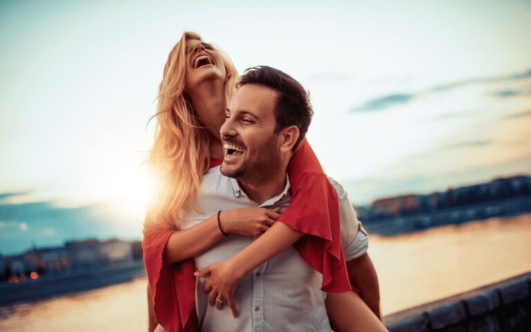 9 Bible Verses for a Happy Marriage | Free Printable @ AVirtuousWoman.org